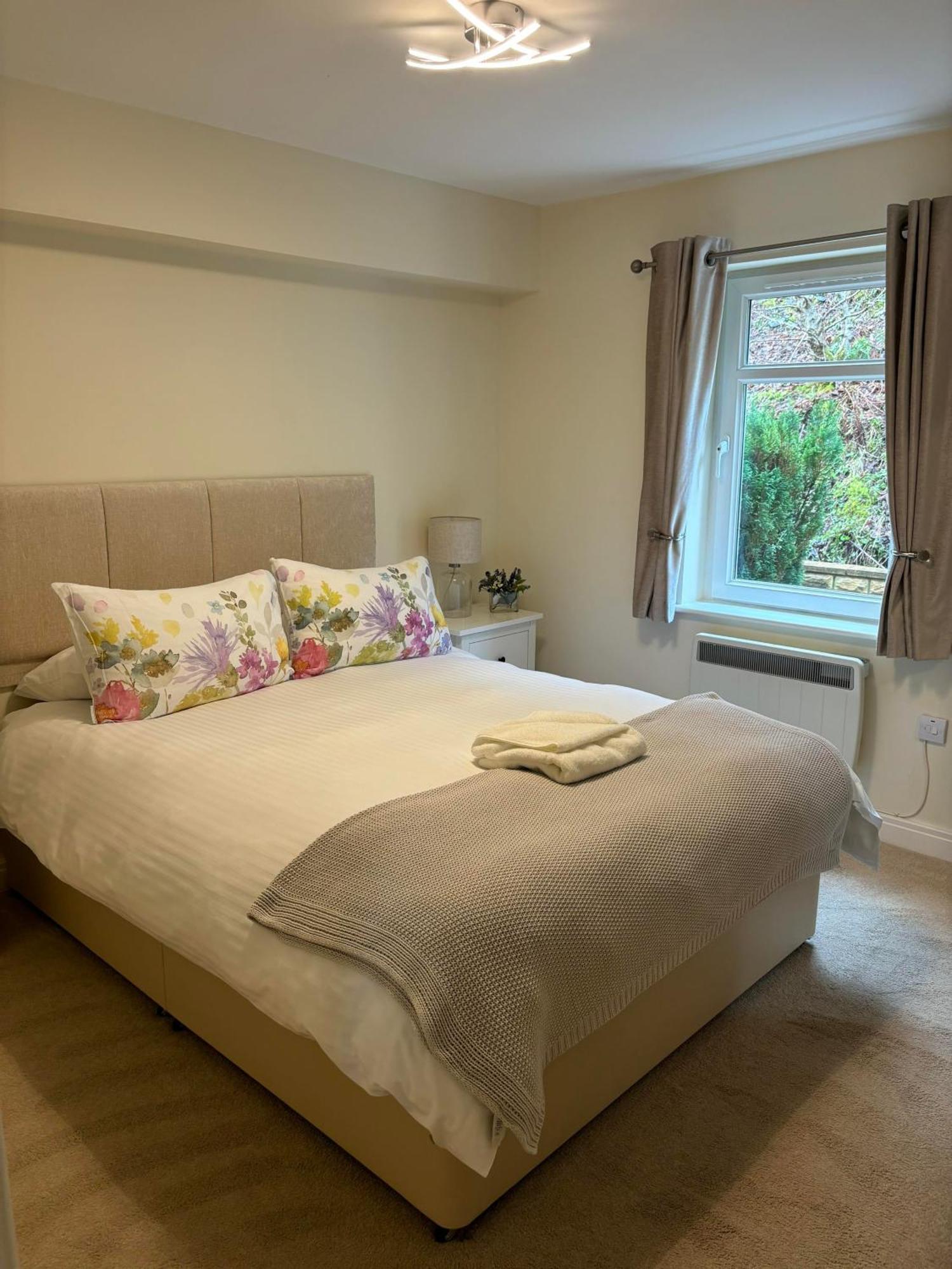 Conaglen, 2 Bedroom Lochside Flat Fort William Exterior foto