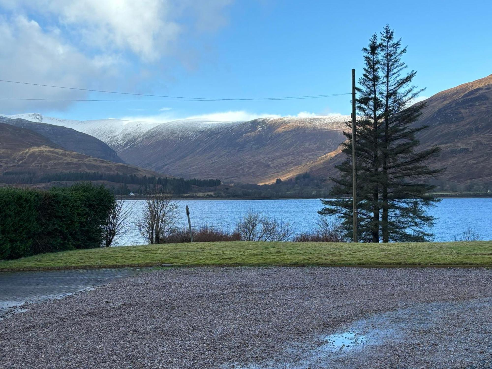 Conaglen, 2 Bedroom Lochside Flat Fort William Exterior foto